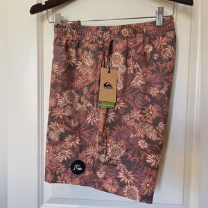 Men’s XL Quiksilver Boardshorts